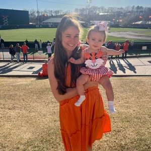 Meet your Posher, Hallie